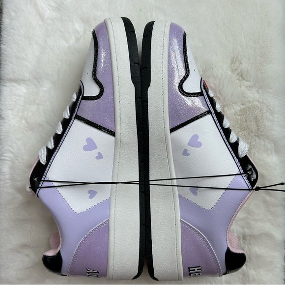 HELLO KITTY by Sanrio Women’s Casual Court Sneakers White/Blk/Purple Sparkle 9 - Picture 3 of 15
